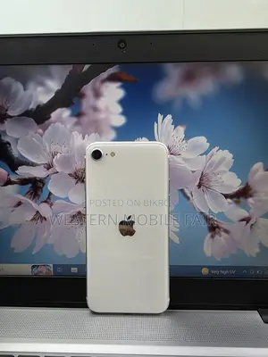 Apple iPhone SE (2020) 64 GB White