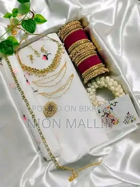 Saree Premium Makeup Combo Package