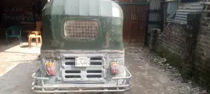 বাজাজ আরই ২০১১ গ্রিন
