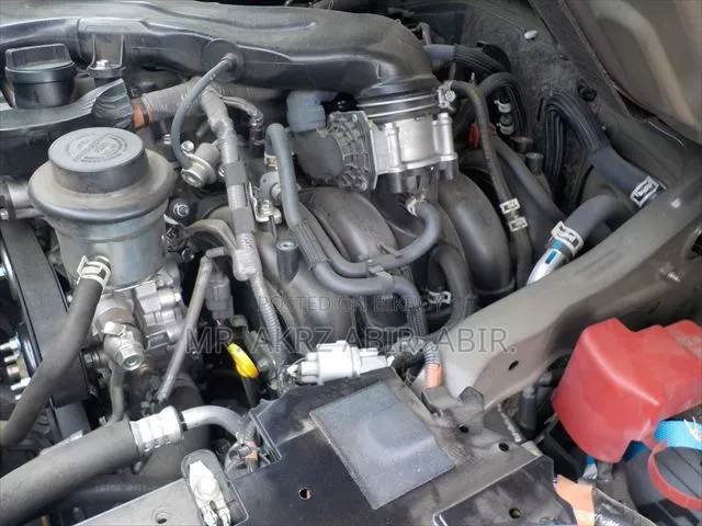 টয়োটা হাইএস ২০২৩ ব্ল্যাক