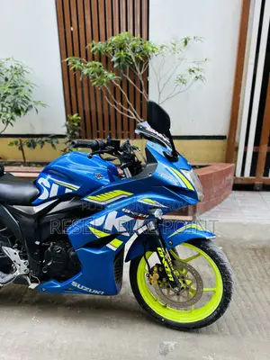 সুজুকি জিক্সার এসএফ ২০২০ ব্লু