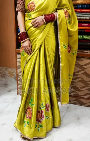 Beautiful Handprint Saree, Soft and Shiny