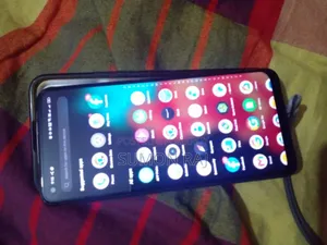রিয়েলমি ৮ ৫জি ১২৮ জিবি নীল