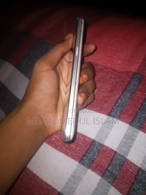 Samsung Galaxy Grand Prime 8 GB Gold