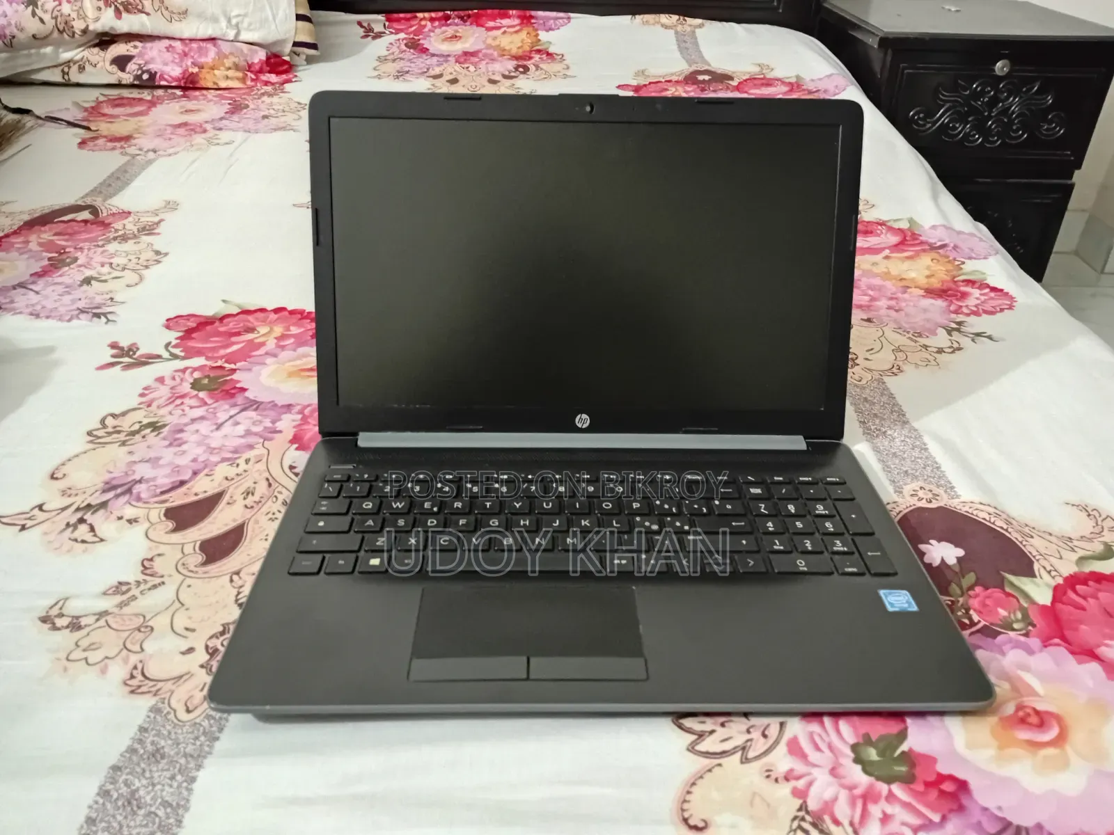Laptop HP 15 4GB Intel Celeron HDD+SSD 160GB