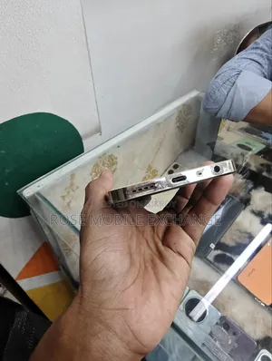 রিয়েলমি ২৫৬ জিবি রোজ গোল্ড