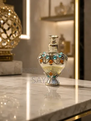 প্রিমিয়াম সেমরিয়াল হাইব্রিড পারফিউম অয়েল কমপ্লিমেন্টারি লাক্সারি বোতলের সাথে