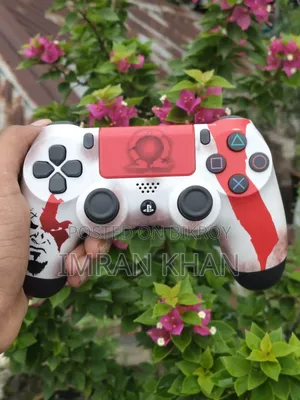 প্লেস্টেশন ৪ কন্ট্রোলার