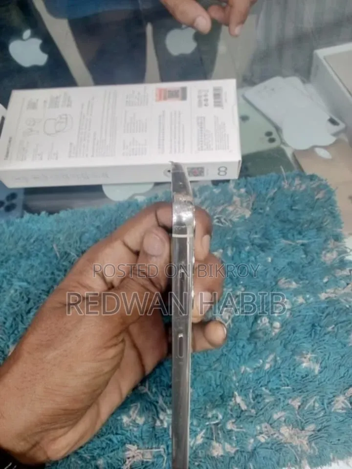 স্যামসাং গ্যালাক্সি এস২৩ ১২৮ জিবি গোল্ড