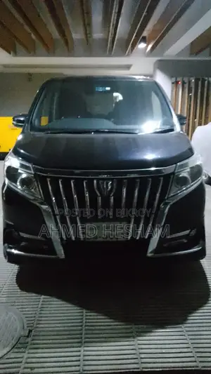 টয়োটা এসকয়ার ২.০ এডব্লিউডি (৭ সিটার) ২০১৬ নীল