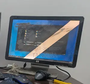 HP 19" Running Monitor on a Budget!