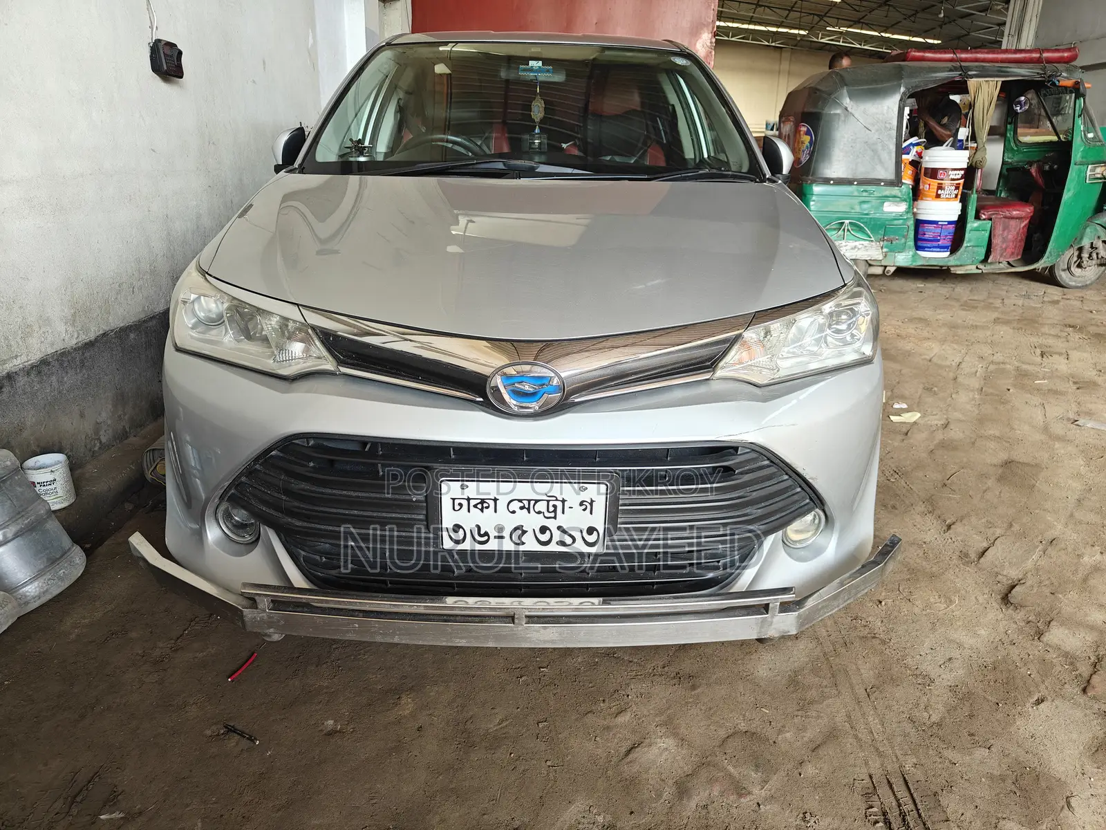 টয়োটা অ্যাক্সিও ২০১৫ সিলভার