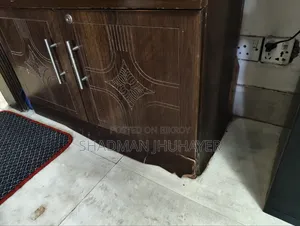 বুক শেলফ