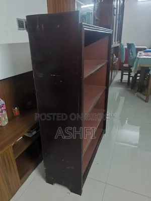 বুক শেলফ