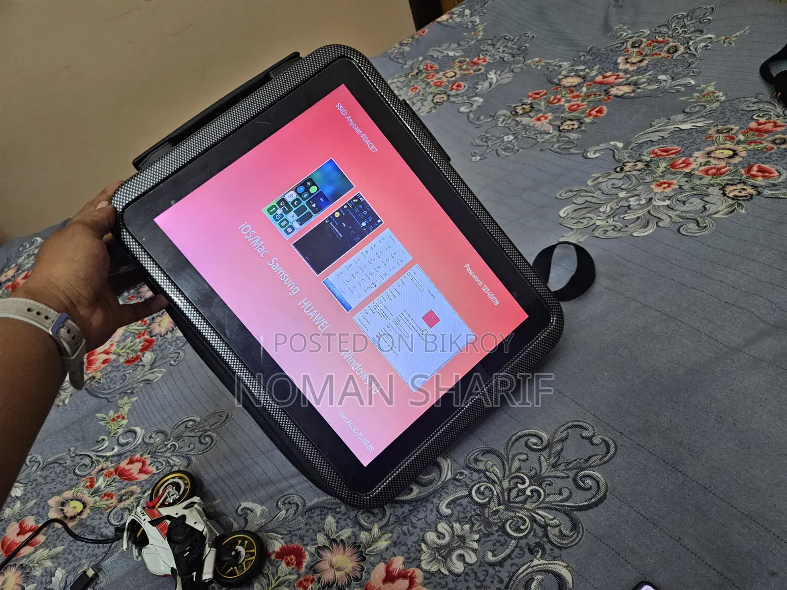 এলইডি বিগ ডিসপ্লে ব্যাকপ্যাক