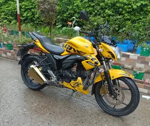 Suzuki Gixxer 2025 Yellow