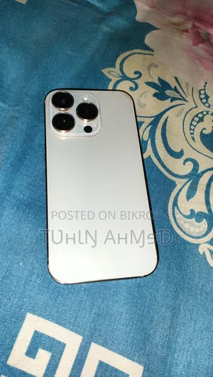 অ্যাপল আইফোন ১৪ প্রো ২৫৬ জিবি গোল্ড