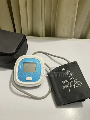 ব্লাড প্রেশার মনিটর