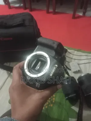 ক্যানন ৭০০ডি