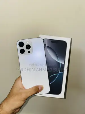 অ্যাপল আইফোন ১৬ প্রো ম্যাক্স ২৫৬ জিবি সাদা