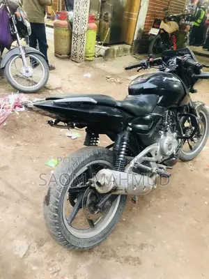 Bajaj Pulsar 220 F 2014 Black