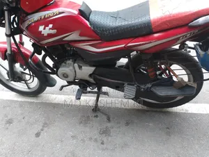 Bajaj Platina 100 2018 Red