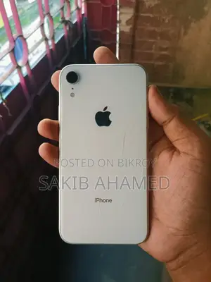 Apple iPhone XR 64 GB White