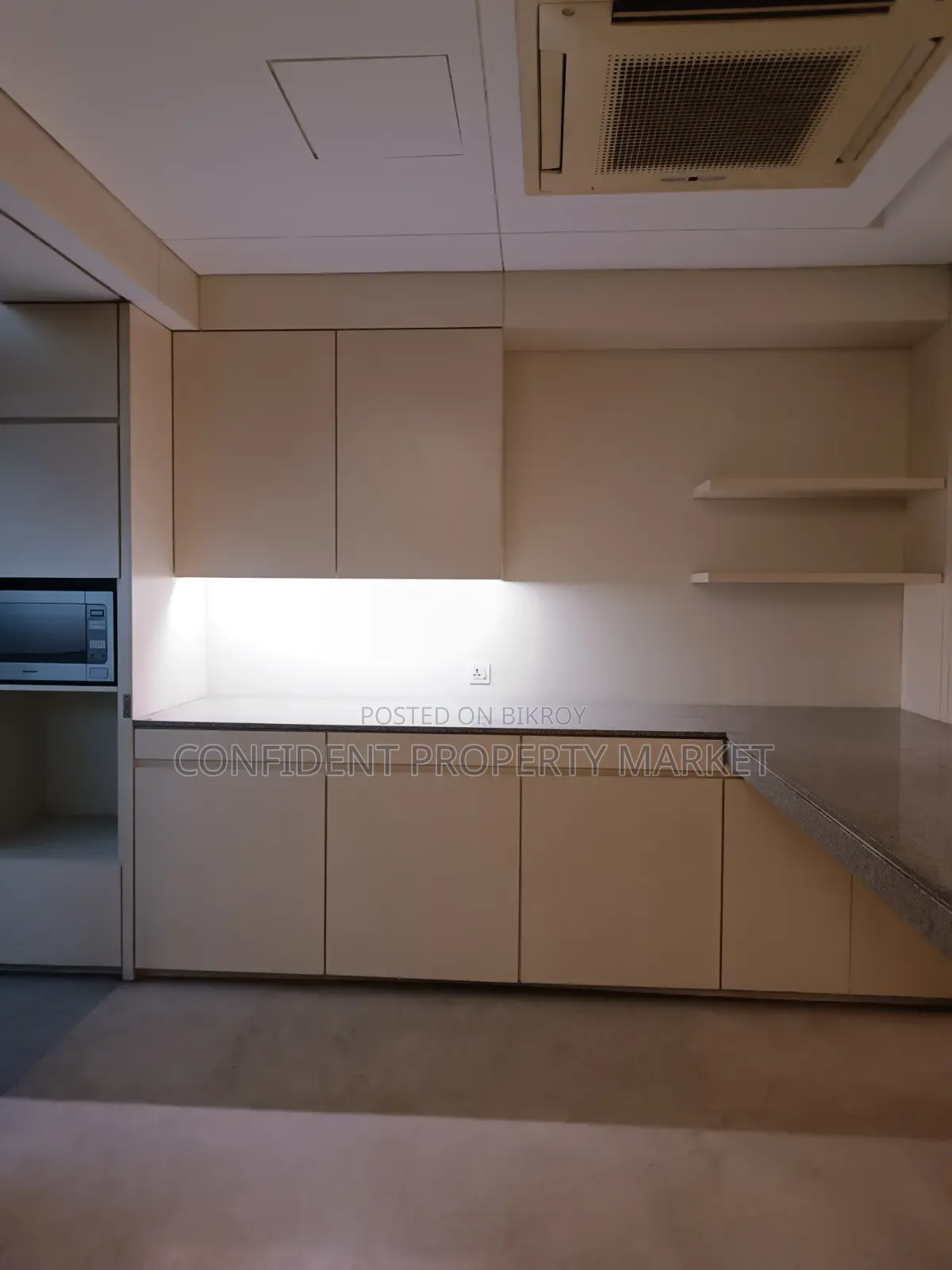 4 Bedroom Apartment in Gulshan for Rent