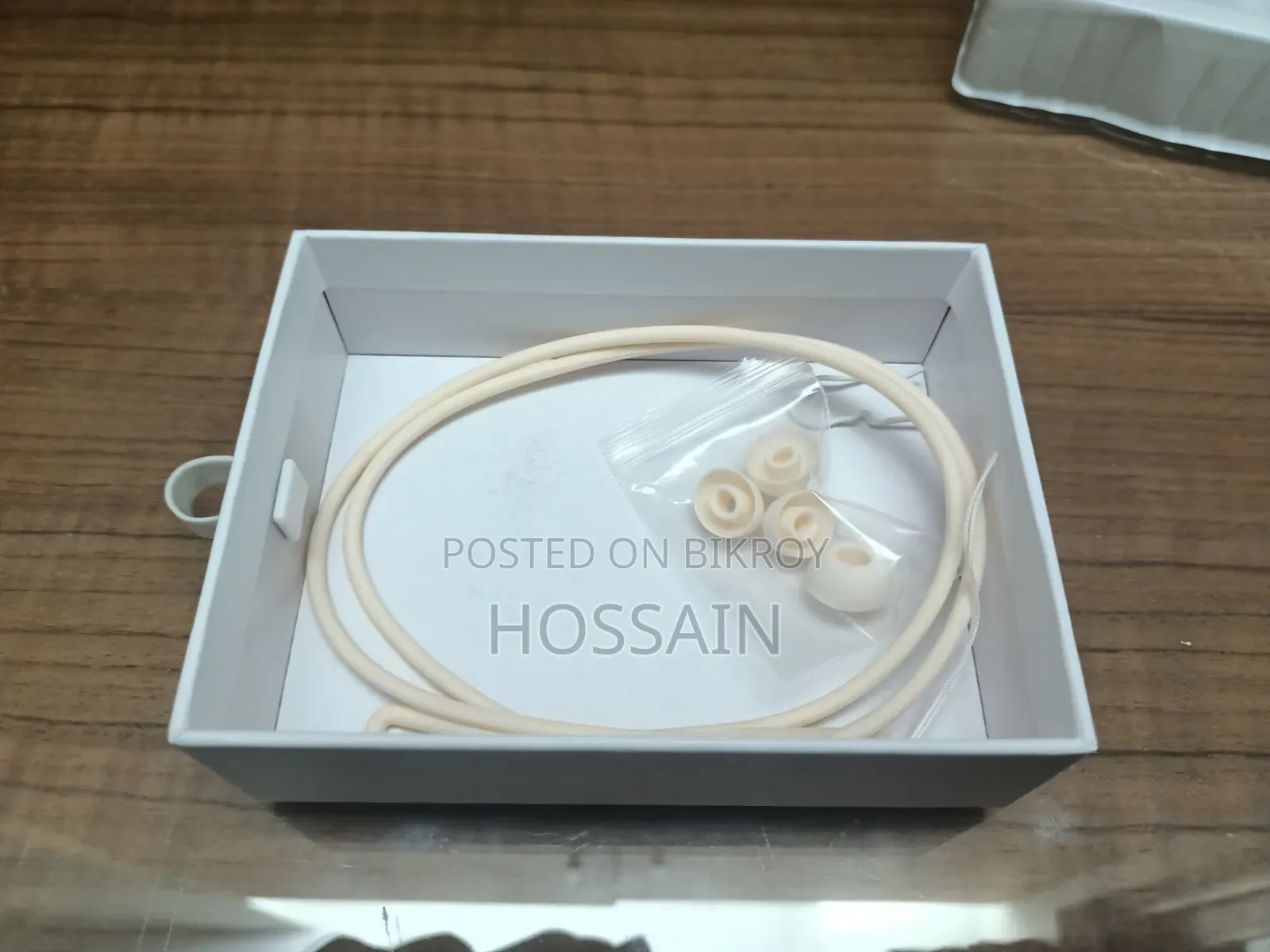 ইয়ারবাডস/ইয়ারফোনস টি১৮ ওনিকুমা