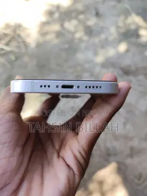 অ্যাপল আইফোন ১৩ ১২৮ জিবি হোয়াইট