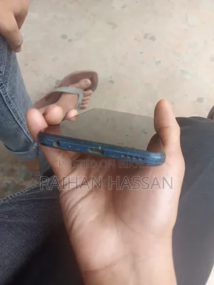 Vivo Y21t 128 GB Blue