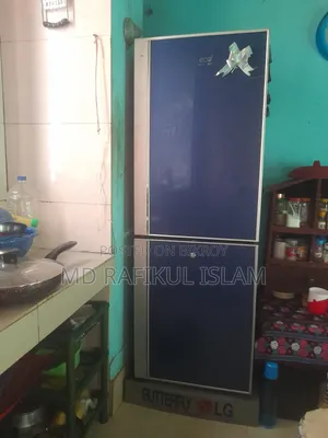 রানিং ফ্রিজ সেল করা হবে।