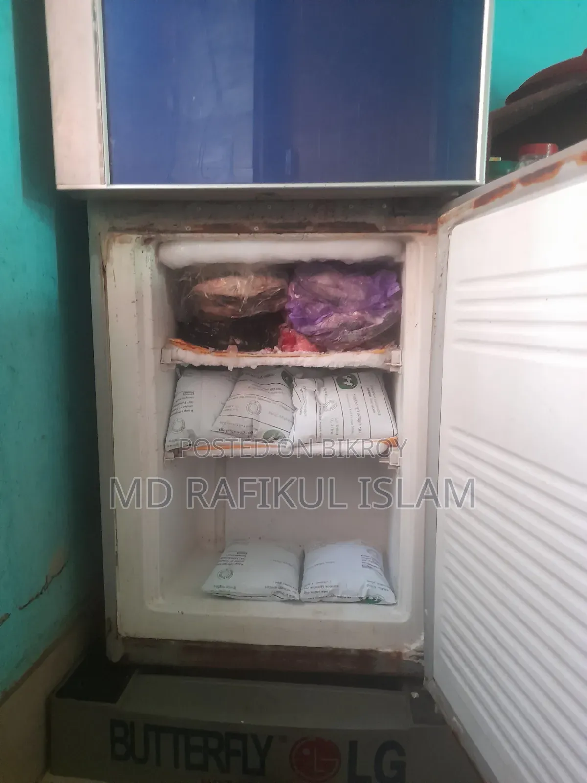 রানিং ফ্রিজ সেল করা হবে।