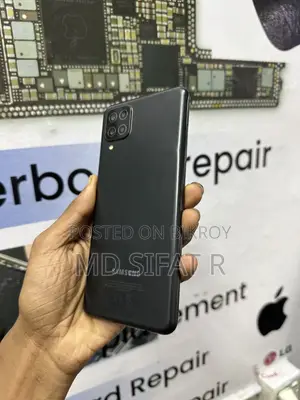 স্যামসাং গ্যালাক্সি এ১২ ৬৪ জিবি কালো