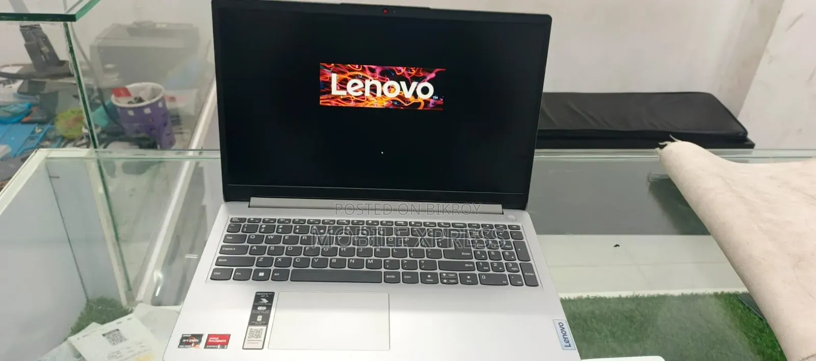 Laptop Lenovo IdeaPad 1 16GB AMD Ryzen 5 SSD 512GB