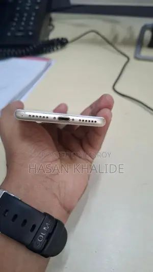 অ্যাপল আইফোন ৭ ৩২ জিবি রোজ গোল্ড