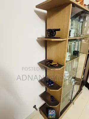 বুক শেলফ