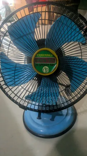 মিনি স্ট্যান্ড ফ্যান
