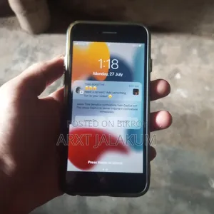 Apple iPhone 7 32 GB Black