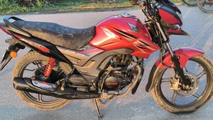 Honda CB 2023 Red