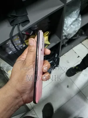 ভিভো ভি১৫ ২৫৬ জিবি রেড
