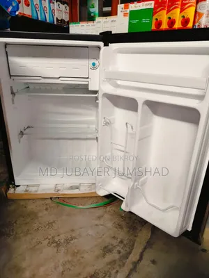 ফার্মেসি ফ্রিজ