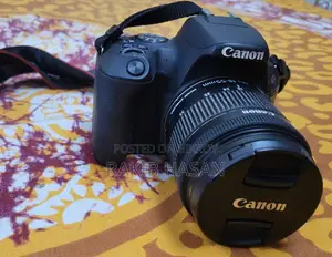 Canon DSLR Camera 200D