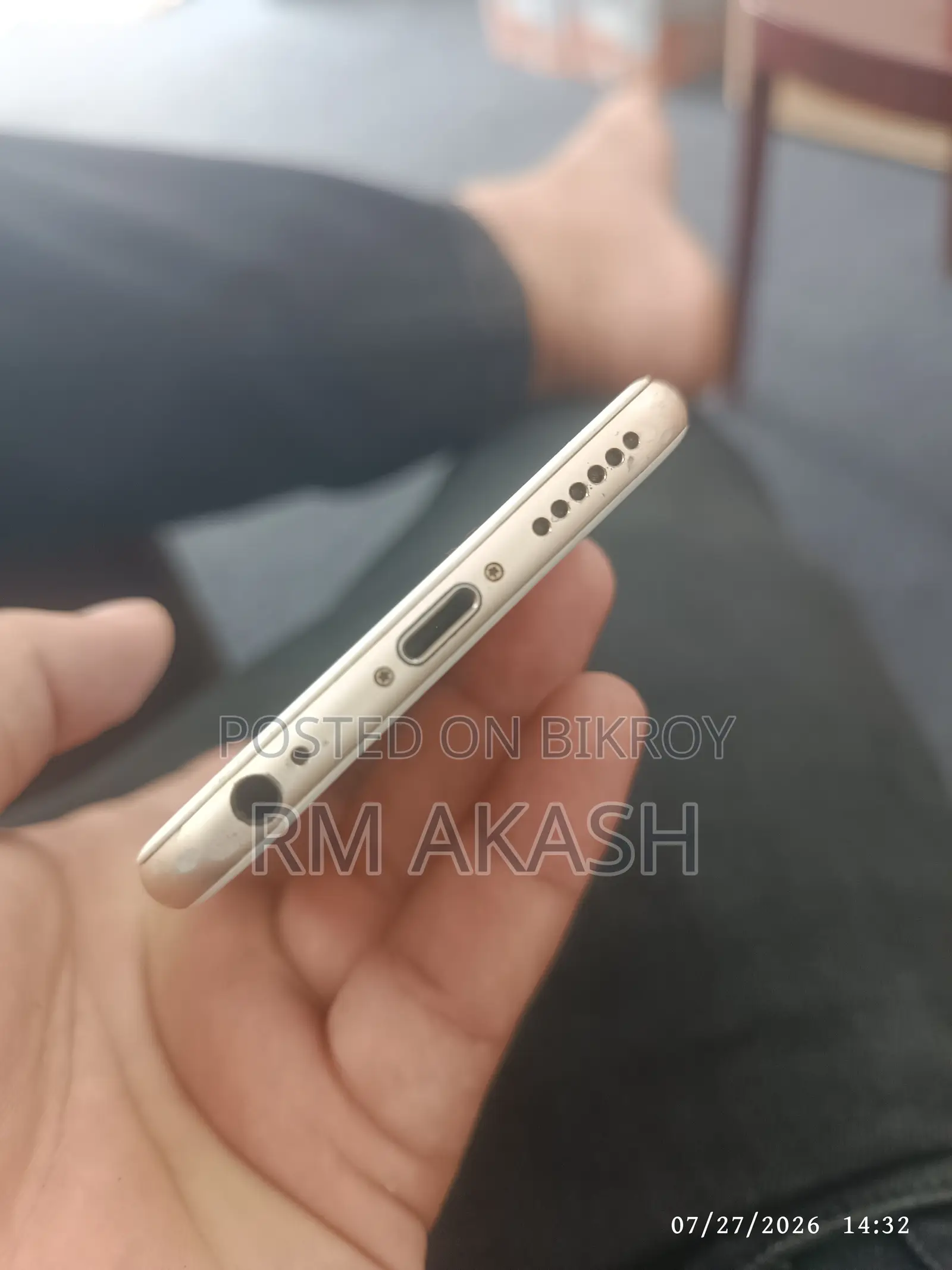 অ্যাপল আইফোন ৬ ৬৪ জিবি গোল্ড