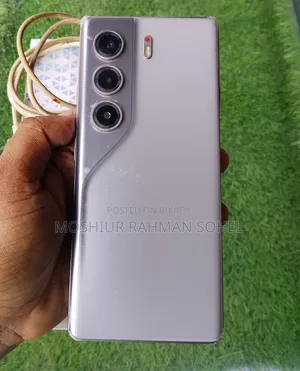 টেকনো স্পার্ক ৪০ প্রো ২৫৬ জিবি