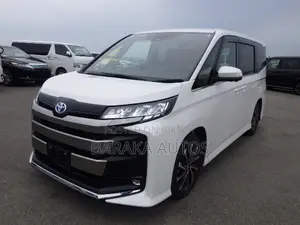 Toyota Noah 2023 Pearl