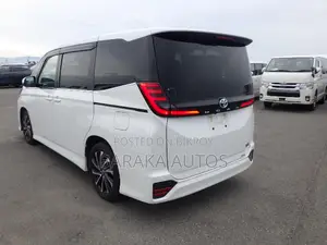 Toyota Noah 2023 Pearl