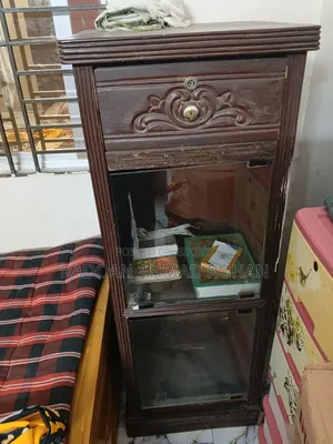 Bookshelf