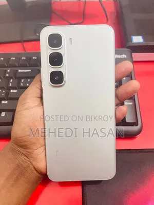 ইনফিনিক্স হট ৬০ প্রো প্লাস ২৫৬ জিবি সিলভার