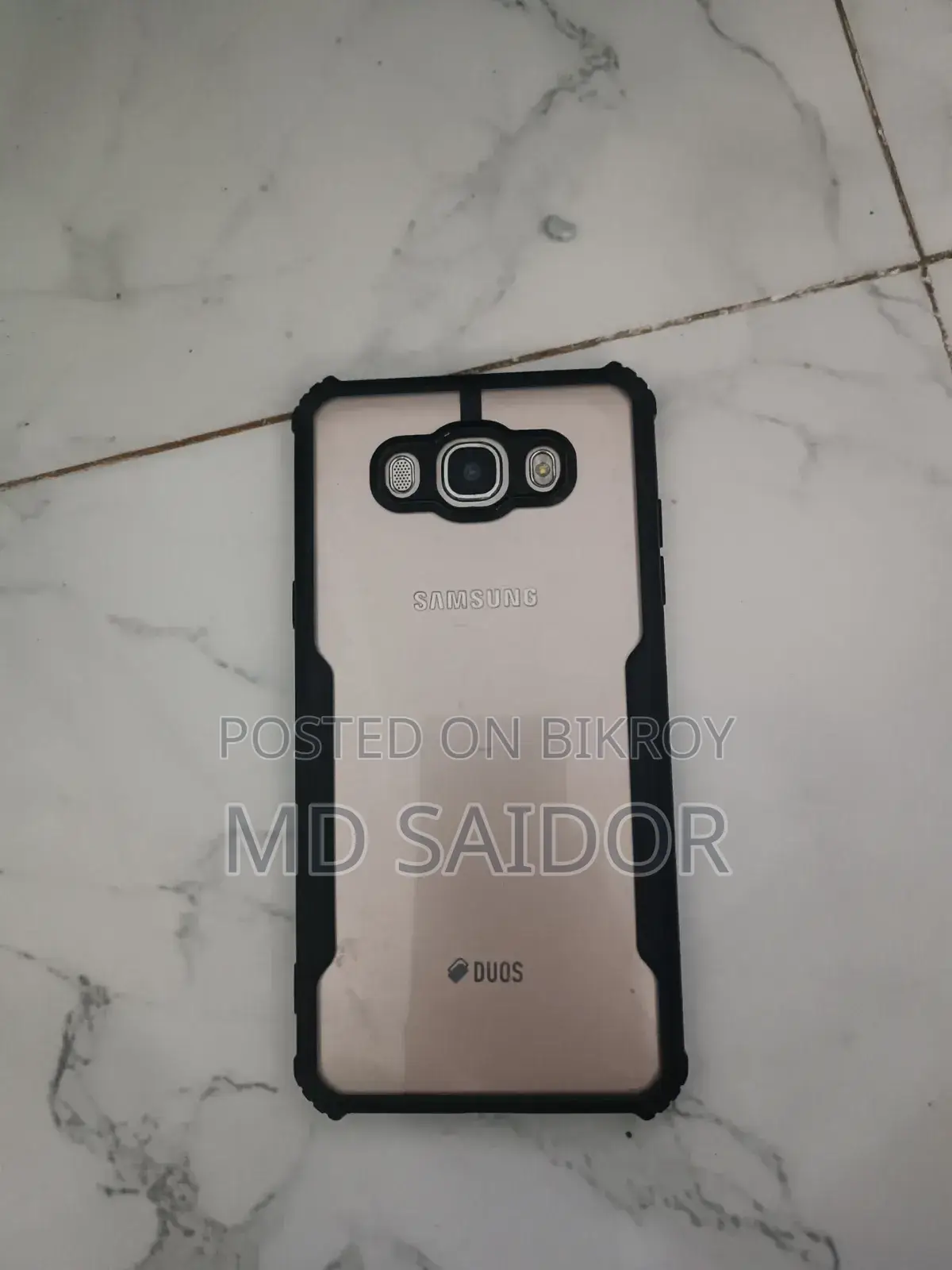 Samsung Galaxy J7 16 GB Gold